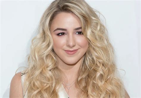 chloe lukasiak 2024.